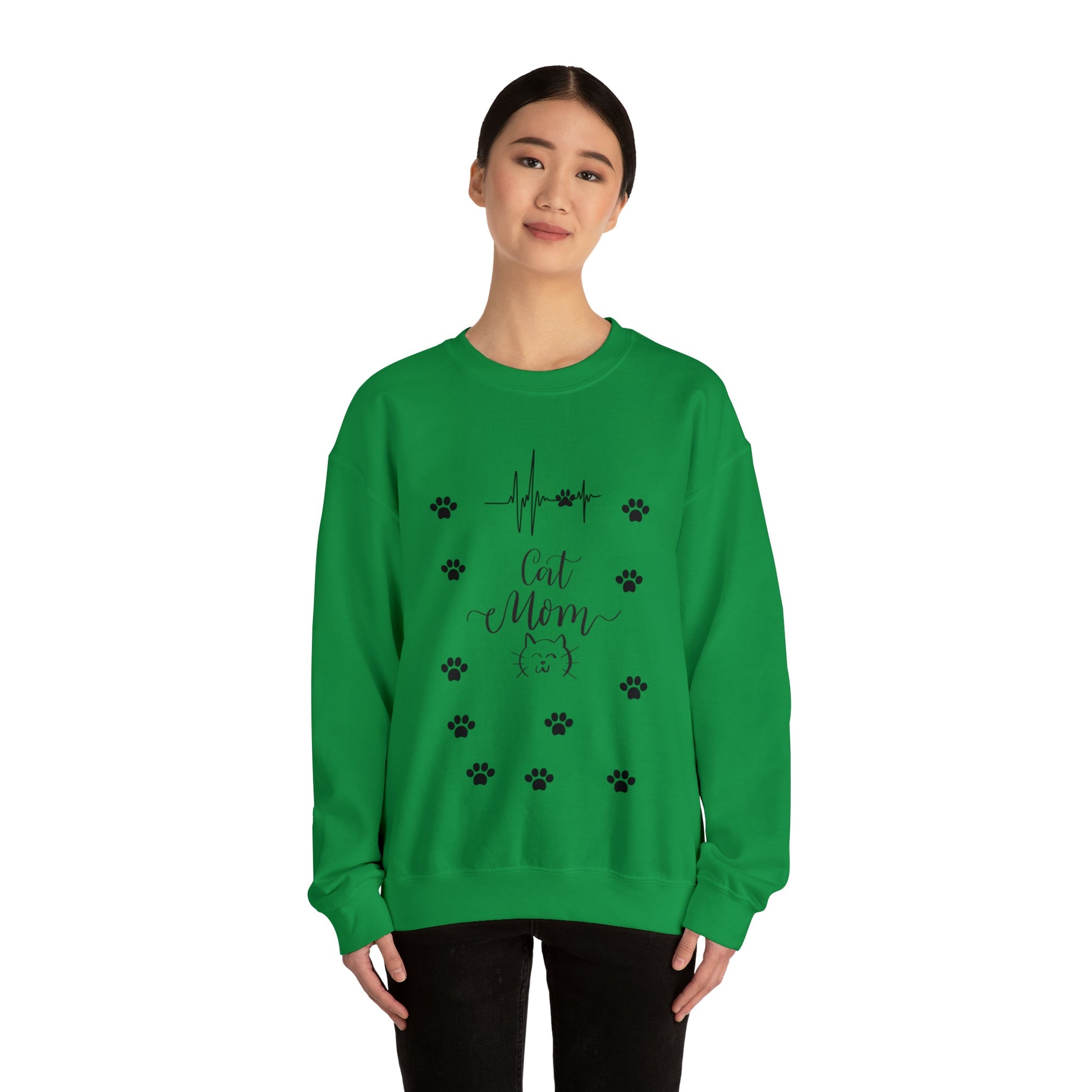 Cat Mom -Unisex Heavy Blend™ Crewneck Sweatshirt - Designs by Tom