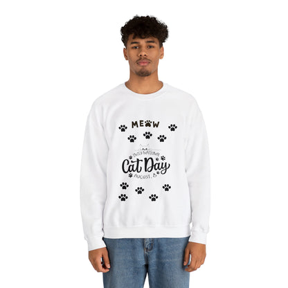 International cat day Unisex Heavy Blend™ Crewneck Sweatshirt - Designs by Tom