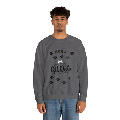 International cat day Unisex Heavy Blend™ Crewneck Sweatshirt - Designs by Tom